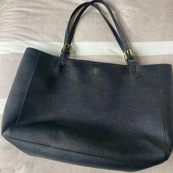 EUC Tory Burch Saffiano Leather - Large Tote Bag - Black - Good condition - Picture 9 of 9